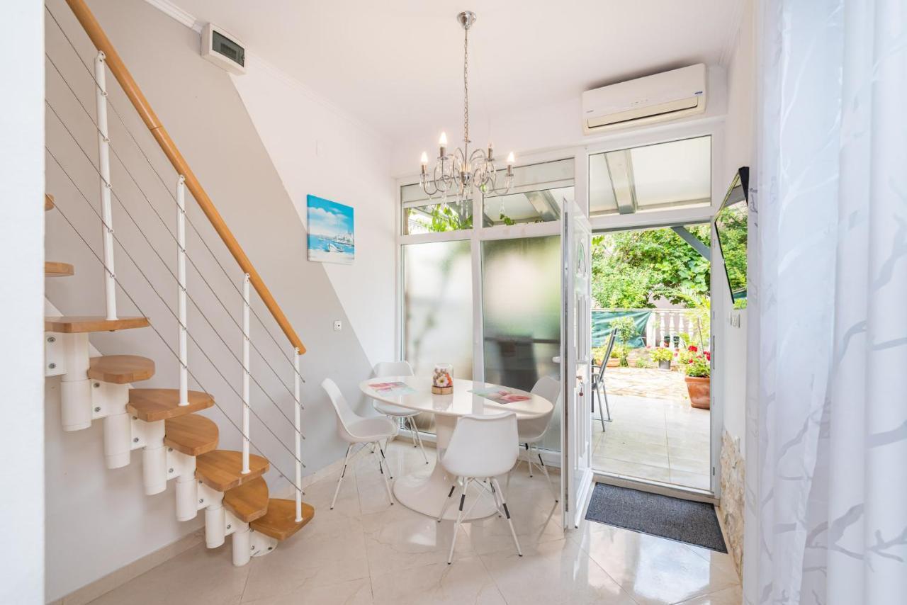 Apartments Silver ザダル エクステリア 写真